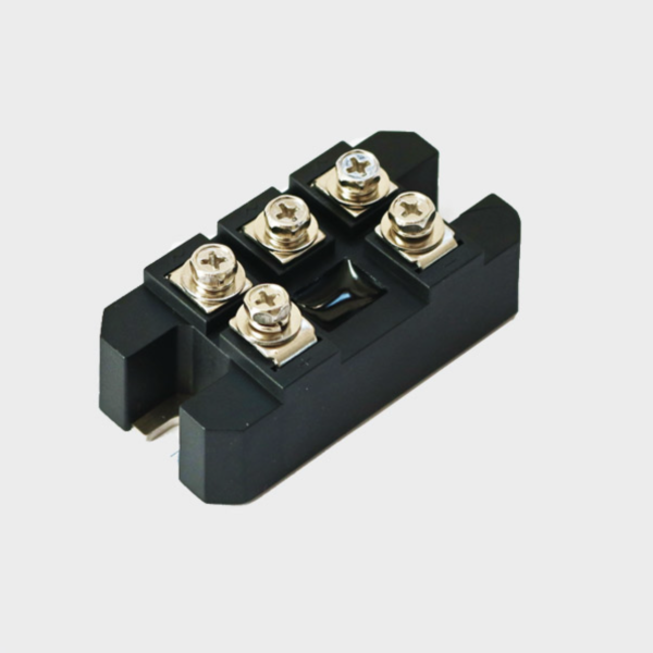 Regulátor nabíjení M26 Universal pro solární/větrnou energii 30A 12V / 24V (2)