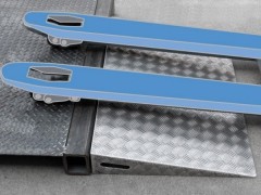 Nájezdový klín 2 max. nosnost 430 kg