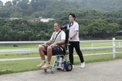 Kolečkový schodolez TR140C (3)